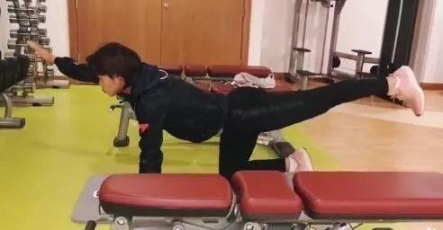 健身最新爆料,揭秘2023年度健身界最新爆料与趋势  第2张 健身最新爆料,揭秘2023年度健身界最新爆料与趋势  第2张