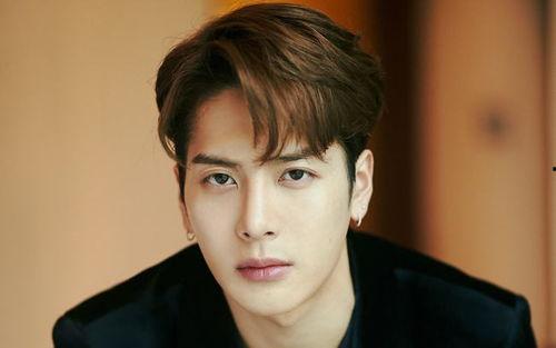 王嘉尔爆料谈恋爱视频,甜蜜瞬间引粉丝热议  第2张 王嘉尔爆料谈恋爱视频,甜蜜瞬间引粉丝热议  第2张