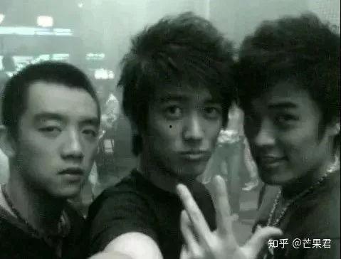 郑恺爆料杜江两娃视频播放,视频播放引发网友热议  第3张 郑恺爆料杜江两娃视频播放,视频播放引发网友热议  第3张